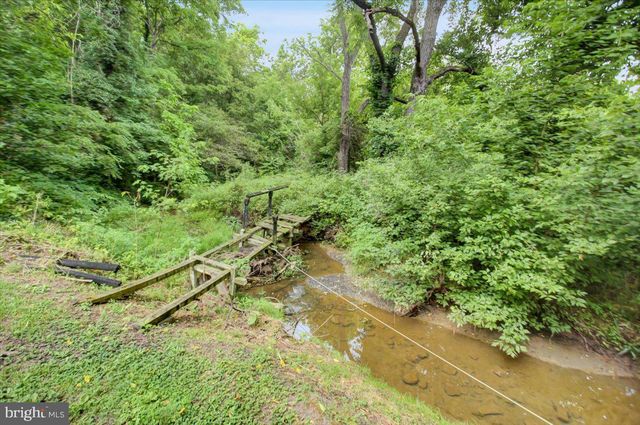 3593 FUNK ROAD, Chambersburg, PA 17201