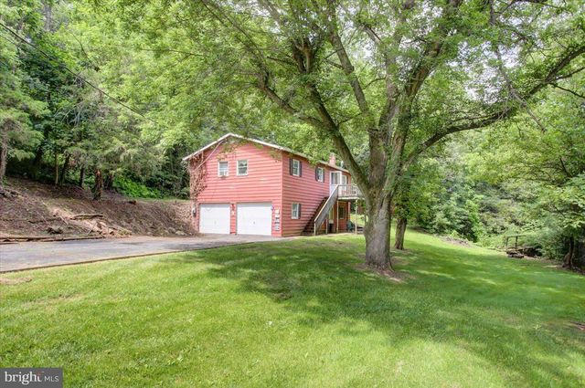 3593 FUNK ROAD, Chambersburg, PA 17201