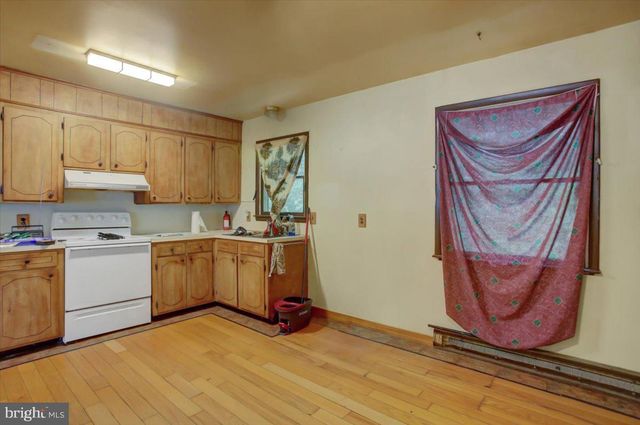 3593 FUNK ROAD, Chambersburg, PA 17201