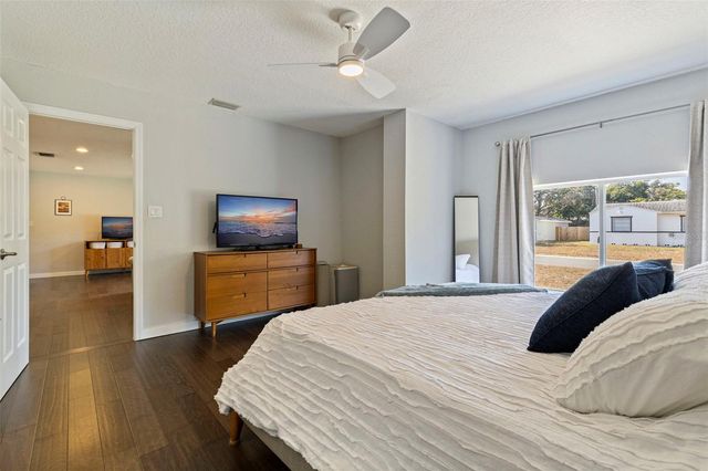 3827 17TH STREET N, St Petersburg, FL 33714