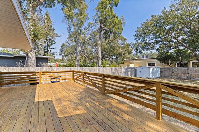 3827 17TH STREET N, St Petersburg, FL 33714