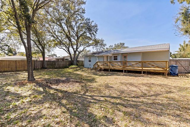 3827 17TH STREET N, St Petersburg, FL 33714