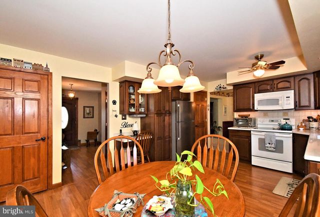 700 ALEXANDER DR, Hatfield, PA 19440