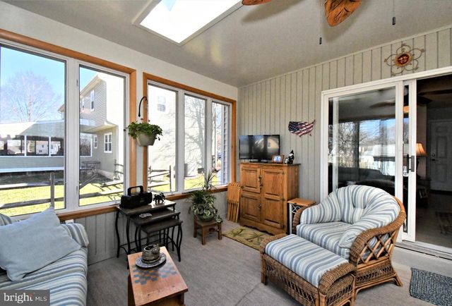 700 ALEXANDER DR, Hatfield, PA 19440