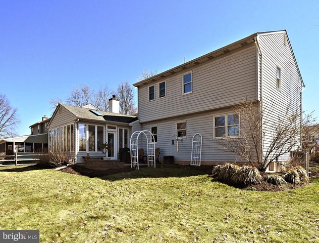 700 ALEXANDER DR, Hatfield, PA 19440