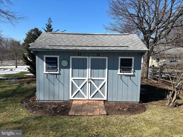 700 ALEXANDER DR, Hatfield, PA 19440