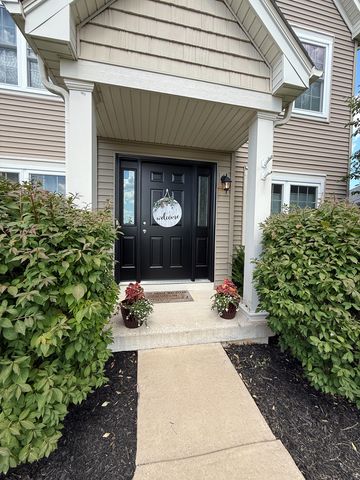 445 E Becker Place, Sycamore, IL 60178