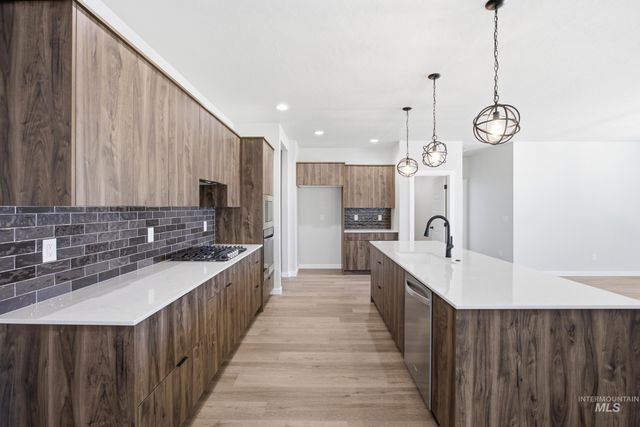 4860 S Bleachfield Ave, Meridian, ID 83642