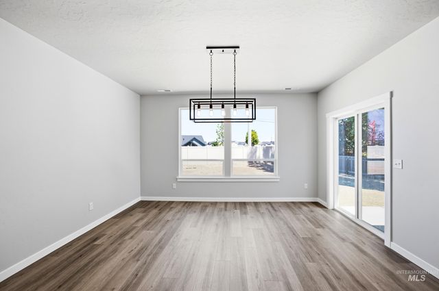 4860 S Bleachfield Ave, Meridian, ID 83642