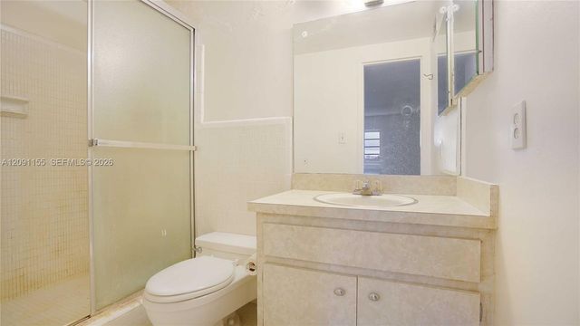 1700 NE 105th Street 406, Miami Shores, FL 33138