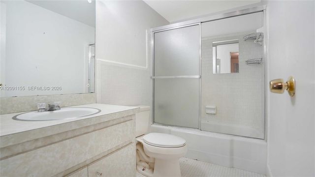 1700 NE 105th Street 406, Miami Shores, FL 33138