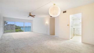 1700 NE 105th Street 406, Miami Shores, FL 33138