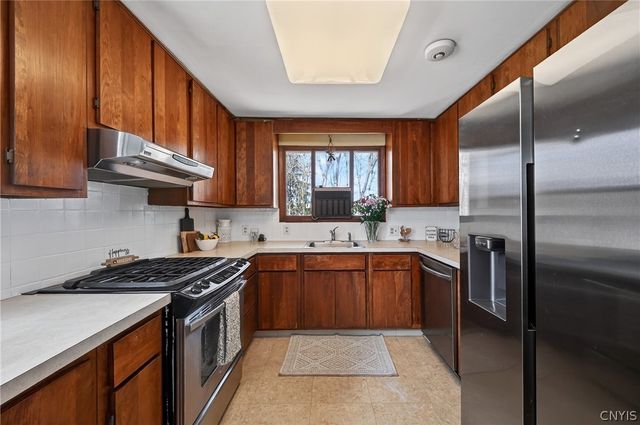 226 Ridgecrest Road, Dewitt, NY 13214