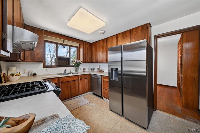 226 Ridgecrest Road, Dewitt, NY 13214