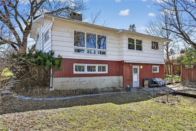 226 Ridgecrest Road, Dewitt, NY 13214