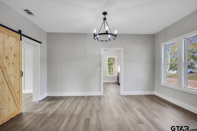 301 S Ponsard, Troup, TX 75789