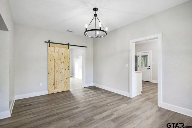 301 S Ponsard, Troup, TX 75789