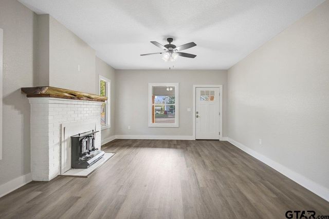 301 S Ponsard, Troup, TX 75789