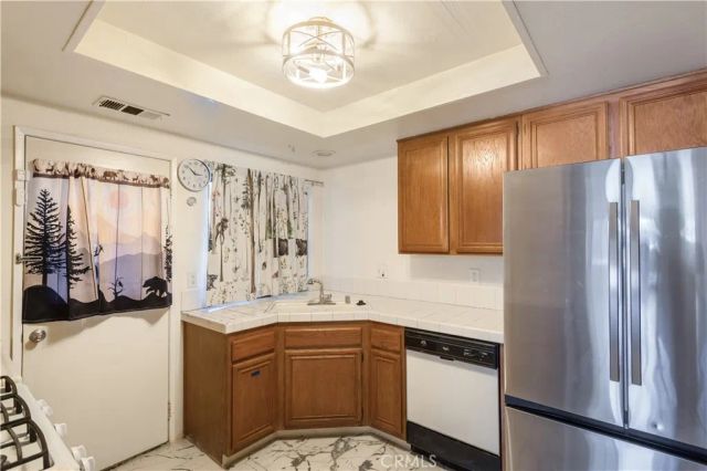 2750 La Paz, Hemet, CA 92545
