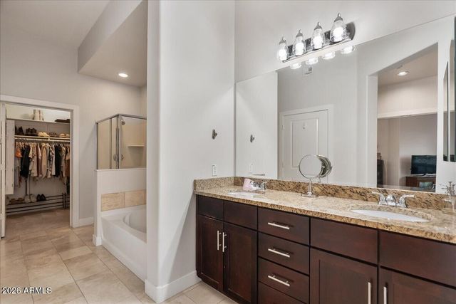 945 E PLAYA DEL NORTE Drive 2022, Tempe, AZ 85288
