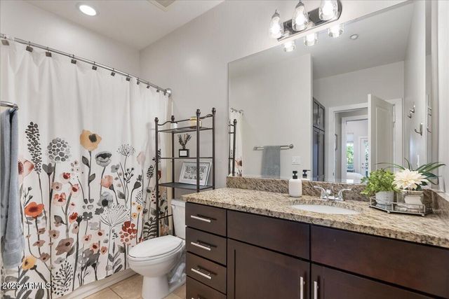 945 E PLAYA DEL NORTE Drive 2022, Tempe, AZ 85288
