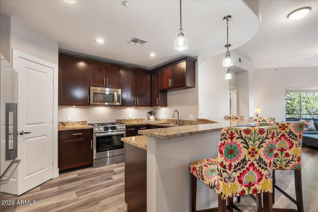 945 E PLAYA DEL NORTE Drive 2022, Tempe, AZ 85288