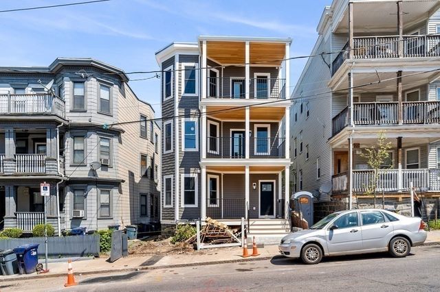 31 Cunningham St 2, Boston, MA 02125