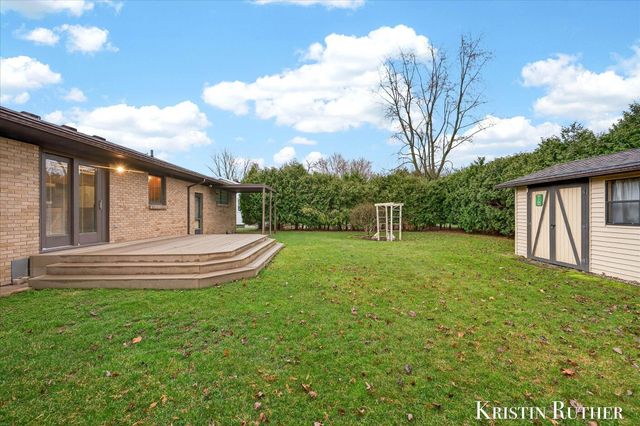 4172 Blackfoot Drive SW, Grandville, MI 49418