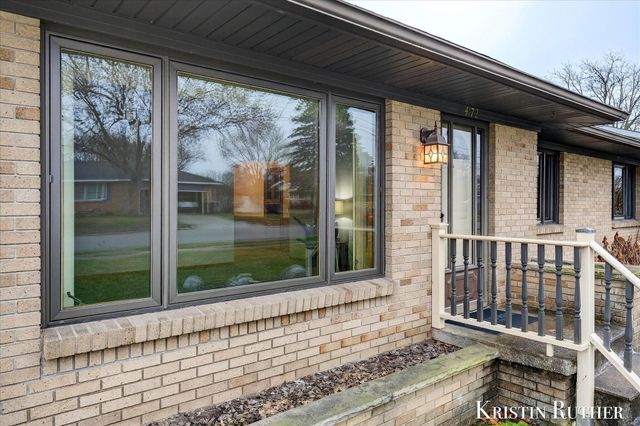 4172 Blackfoot Drive SW, Grandville, MI 49418