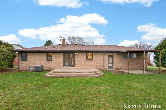 4172 Blackfoot Drive SW, Grandville, MI 49418