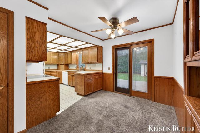 4172 Blackfoot Drive SW, Grandville, MI 49418