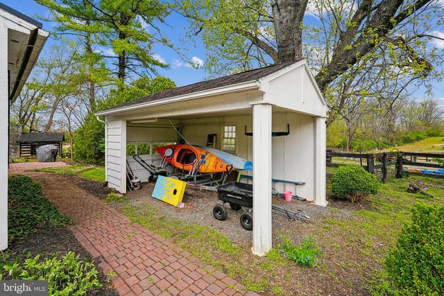 1369 OLD CHAPEL RD, Boyce, VA 22620