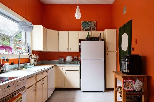 51 Turning Mill Rd, Lexington, MA 02420