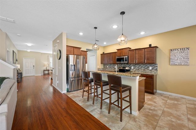 10832 CARLOWAY HILLS DRIVE, Wimauma, FL 33598