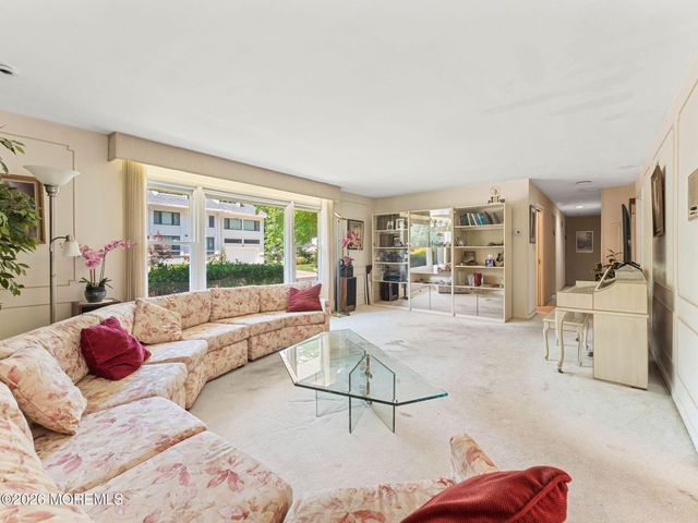 1236 Georgian Terrace, Lakewood, NJ 08701