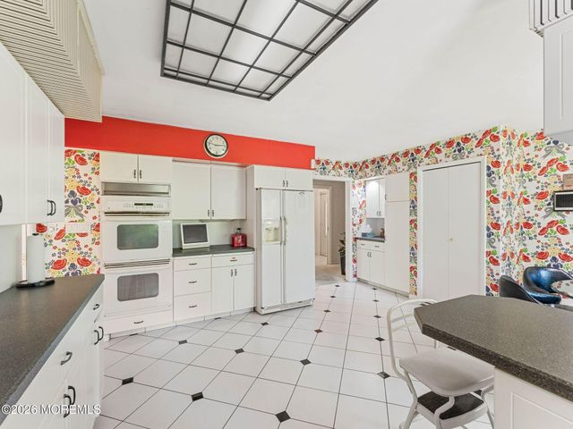 1236 Georgian Terrace, Lakewood, NJ 08701