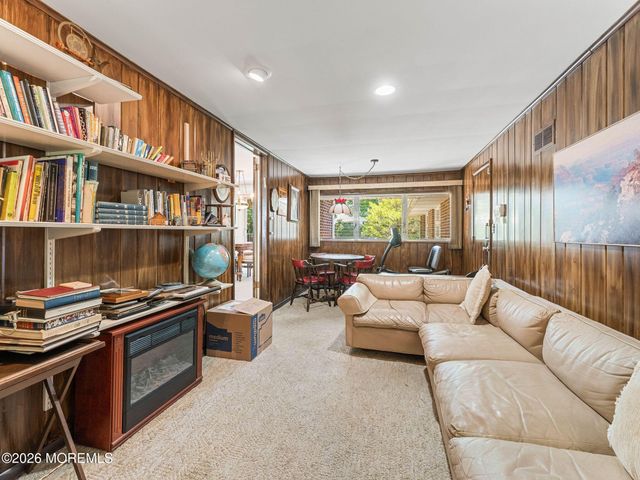 1236 Georgian Terrace, Lakewood, NJ 08701