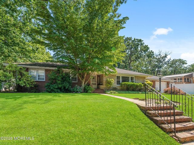1236 Georgian Terrace, Lakewood, NJ 08701