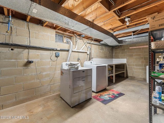 1236 Georgian Terrace, Lakewood, NJ 08701