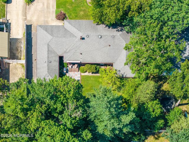 1236 Georgian Terrace, Lakewood, NJ 08701