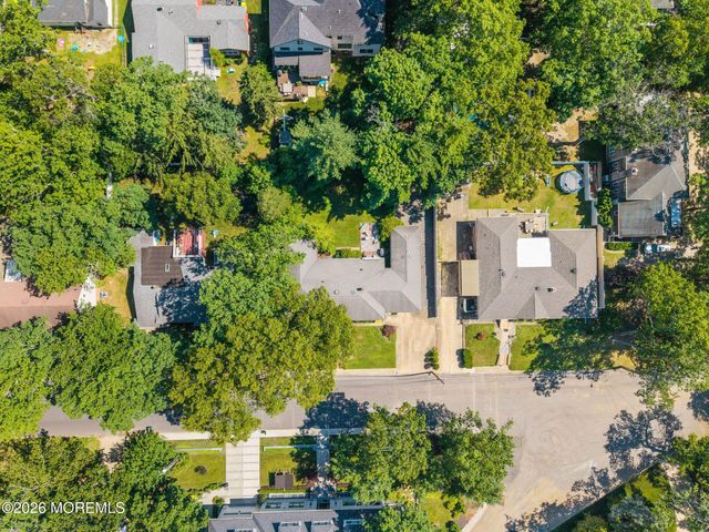 1236 Georgian Terrace, Lakewood, NJ 08701