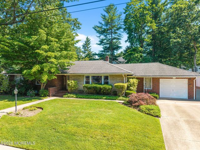 1236 Georgian Terrace, Lakewood, NJ 08701