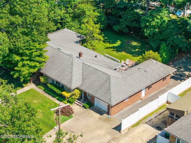 1236 Georgian Terrace, Lakewood, NJ 08701