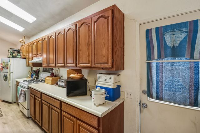 728 Lincoln Street, Red Bluff, CA 96080