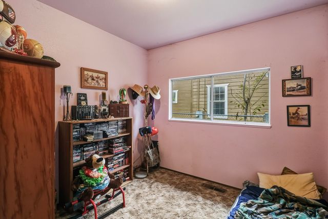 728 Lincoln Street, Red Bluff, CA 96080