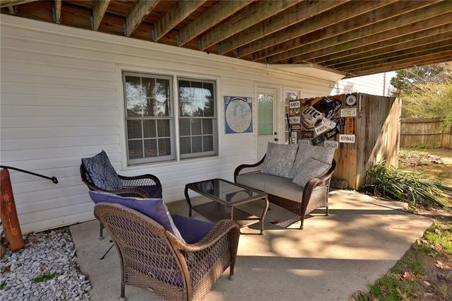 288 Derby Run, Dallas, GA 30132