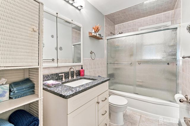 73 George Street, Carteret, NJ 07008