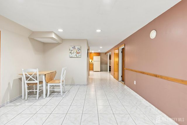 73 George Street, Carteret, NJ 07008