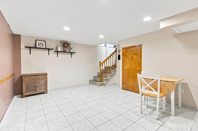 73 George Street, Carteret, NJ 07008