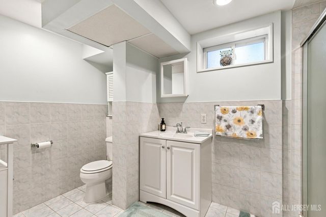 73 George Street, Carteret, NJ 07008